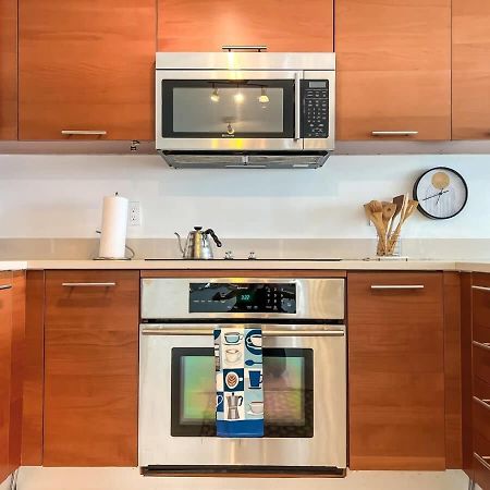 Palm Place Heart Of Miami With Parking Pool And Gym Екстериор снимка